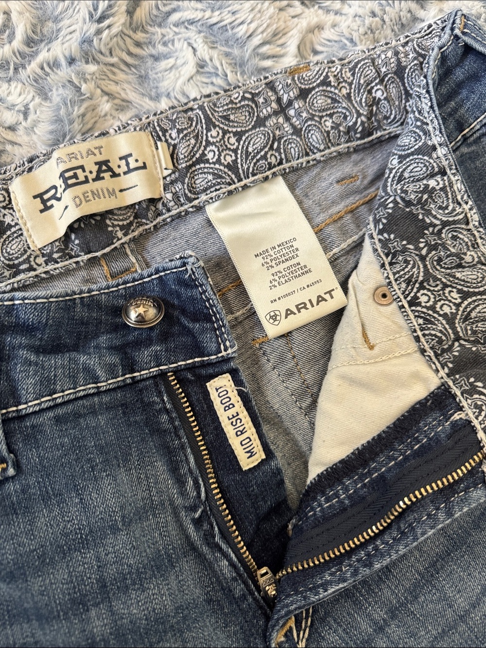Ariat Blue Denim Jeans 32R Bootcut Used